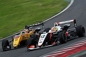 Complicado fin de semana para Alex Palou en la Fórmula 3 japonesa