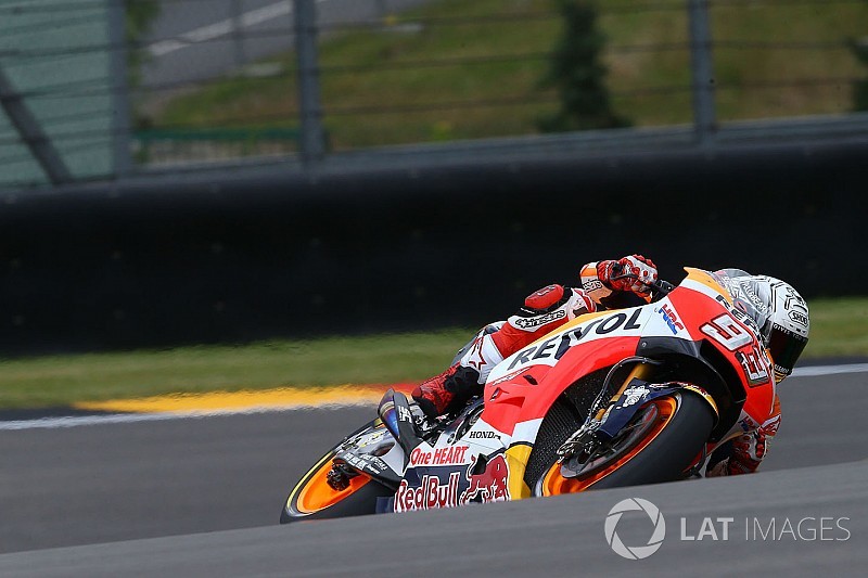 Márquez vuela en el tercer ensayo libre en Sachsenring