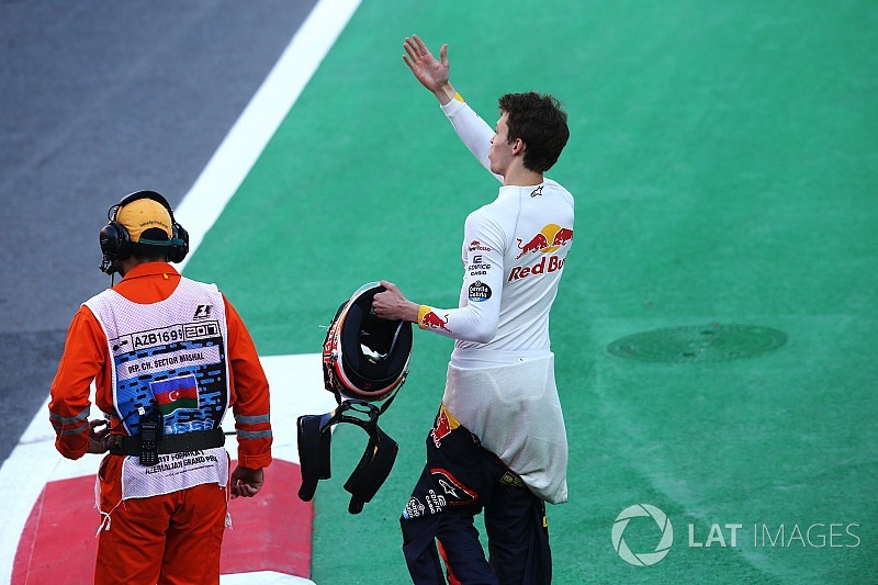 Kvyat accuse le coup après son abandon de Bakou