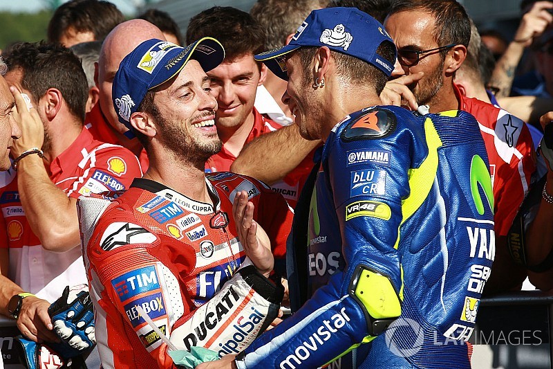 Valentino: "Sembra essere arrivato il momento di Dovizioso"