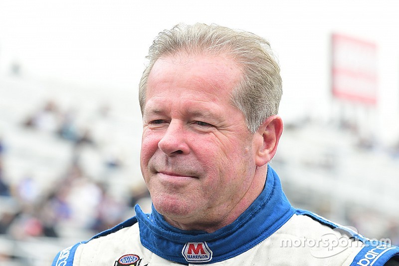Former Pro Stock champion Johnson to retire