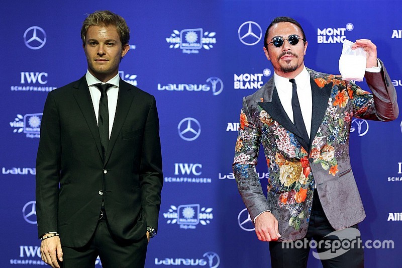 Nusret'ten son F1 şampiyonu Rosberg'e tuz serpme dersi!