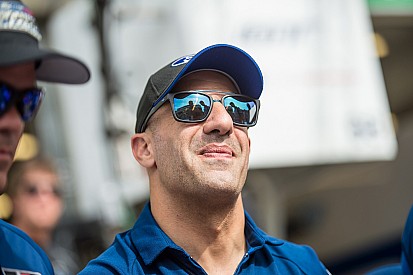Kanaan rimane in IndyCar: nel 2018 correrà con il team AJ Foyt Racing