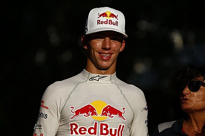 Resmi: Red Bull, 2019 için Gasly'i açıkladı!
