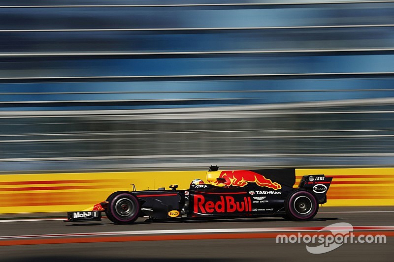 Взлеты и падения на «Сочи Автодроме»: Red Bull