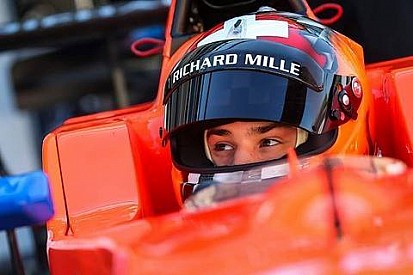 Formule Renault 2.0 : début positif pour Grégoire Saucy
