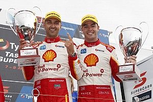 Symmons Plains Supercars: Coulthard leads Penske 1-2