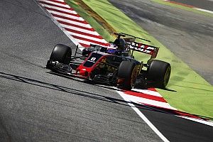 Grosjean : "J'ai pris une grosse rafale de vent"