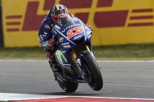 Assen, Libere 2: Vinales detta legge, Dovizioso quarto e Rossi sesto