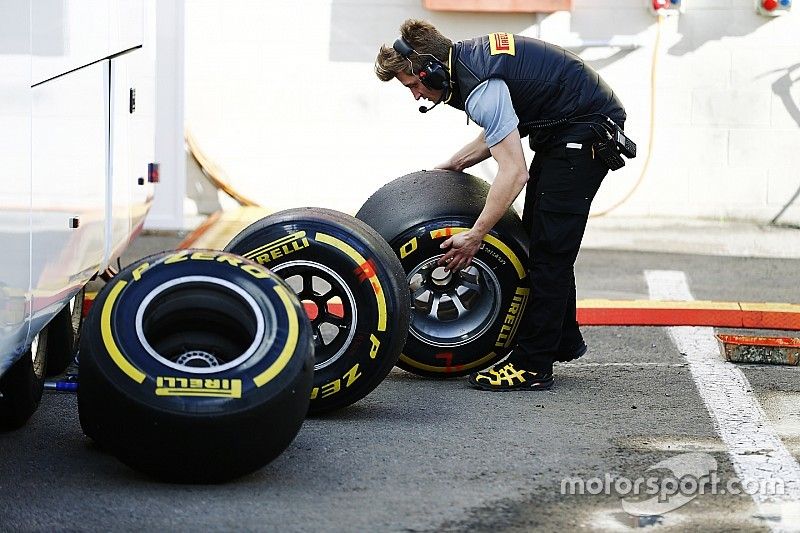 В Pirelli не нашли связи между числом пит-стопов и зрелищностью гонок