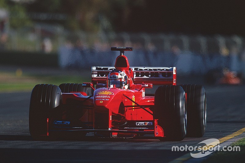 Hatalmas tisztelgés Michael Schumacher karrierje előtt