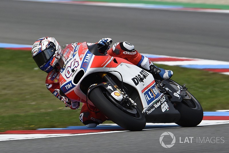 Dovizioso: "Domani partiamo per vincere, ma con altri 5 piloti"