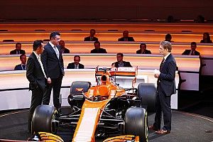 Boullier: MCL32 her açıdan heyecanlandırıyor