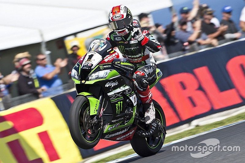 Il vincitore della gara Jonathan Rea, Kawasaki Racing