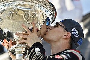 IndyCar Laguna Seca: Herta wint seizoensfinale, Newgarden kampioen