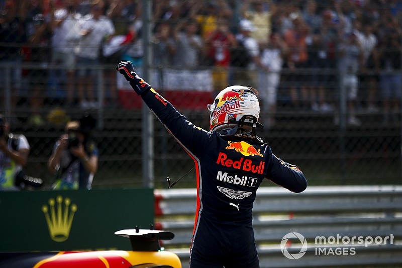 Videó: Így ünnepelt Verstappen és a Red Bull a pole megszerzését követően