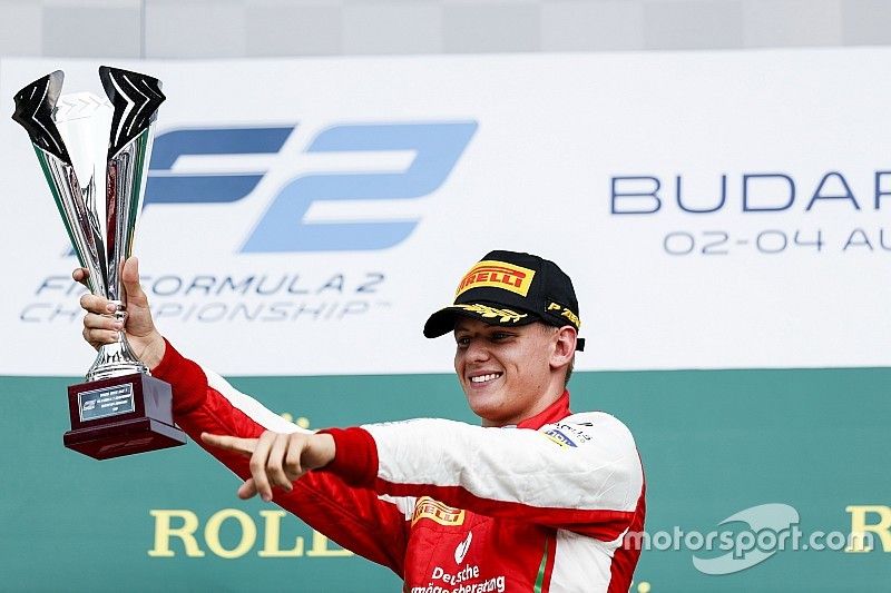 Schumacher gana por primera vez en Fórmula 2
