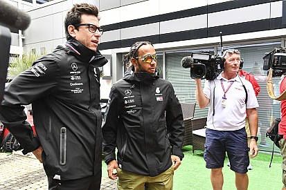 Wolff: "Stiamo vivendo uno dei momenti più difficili"