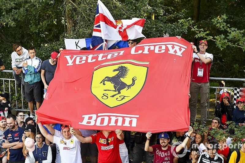 A Ferrari Vettel miatt bánkódik