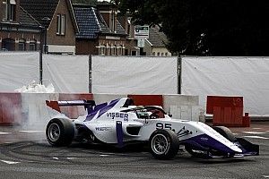 Visser wil slag slaan in W Series-titelstrijd op TT Circuit Assen