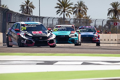 Girolami rajt-cél győzelmet aratott a Hungaroringen, Michelisz 10., Tassi 15.