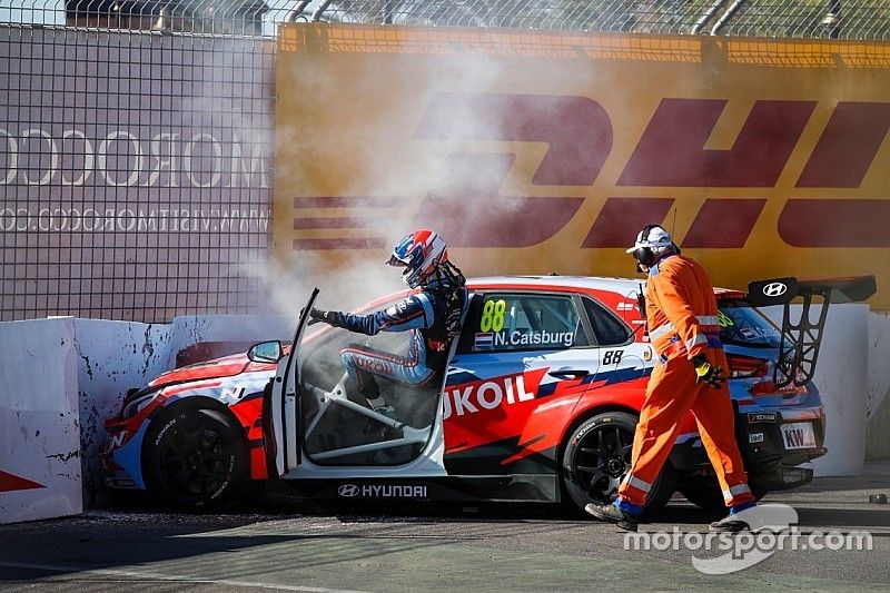 Тарквини и Бьорк выиграли воскресные гонки на этапе WTCR в Марракеше