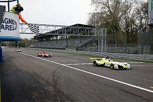 Monza, Gara 2: Capolavoro di Davide Uboldi che parte ultimo e torna alla vittoria 