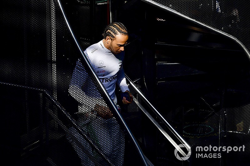 Hamilton: "Estamos detrás de Ferrari, pero no estoy muy preocupado"