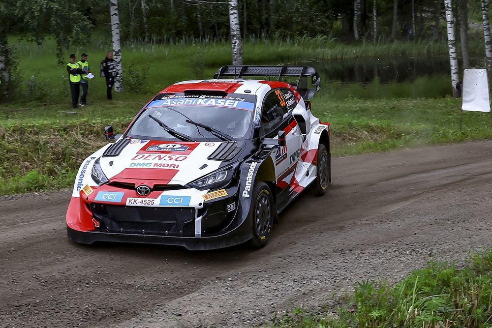 WRC | Rally Finlandia, PS7-8: Lappi si riavvicina a Tanak