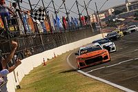 GT Sprint Race: Gama comemora vitória na corrida 1 após "sufoco" em disputa