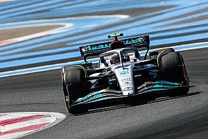 Hamilton looft De Vries: “Hij heeft het fantastisch gedaan”