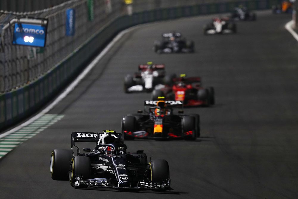 Gasly: "Odaklanmanın en zor olduğu yarıştı"