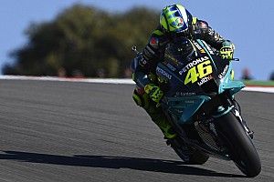 Rossi: "Bagnaia è pronto per lottare per il titolo nel 2022"