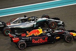 Hamilton en Vettel eensgezind: “Verstappen klaar voor titelstrijd in F1”