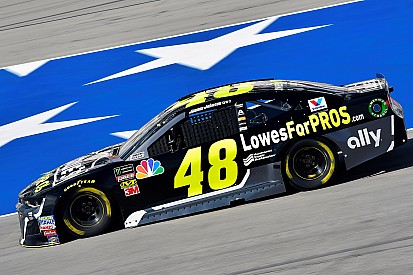 NASCAR gibt zu: Rückversetzung von Jimmie Johnson war ein Fehler