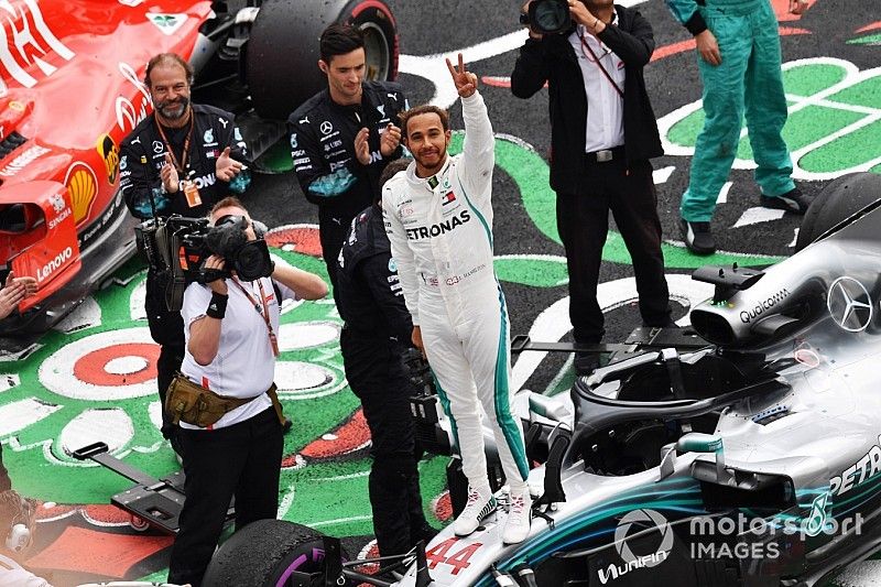 Lewis Hamilton, Mercedes AMG F1 celebrates in Parc Ferme 