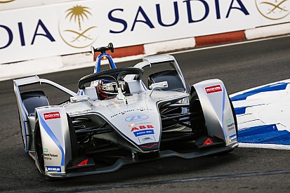 Fotostrecke: Die Schweizer Buemi und Mortara beim Marrakesch E-Prix in der Formel E
