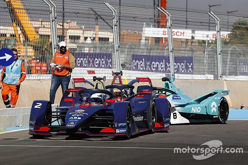 Sam Bird, Envision Virgin Racing, Audi e-tron FE05, Robin Frijns, Envision Virgin Racing, Audi e-tron FE05, and Tom Dillmann , NIO Formula E Team, NIO Sport 004, crash in the pits 