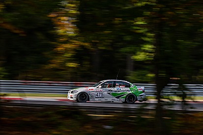 VLN9: Emir sezonun son yarışında 6. oldu