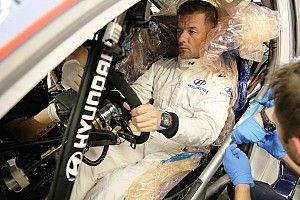 Hyundai: Loeb ha fatto il sedile per la i20 WRC prima di partire per la Dakar 2019