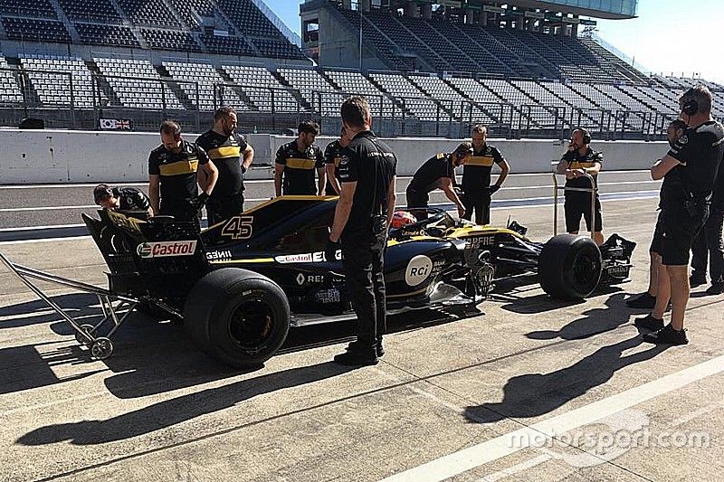 Jack Aitken, Renault F1 Team