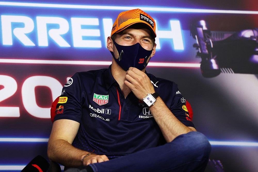 Verstappen na Pirelli-ingreep: "Heel duidelijk wat er aan de hand is"