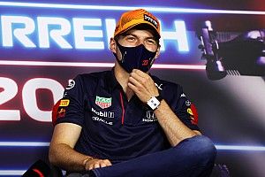 Verstappen na Pirelli-ingreep: "Heel duidelijk wat er aan de hand is"