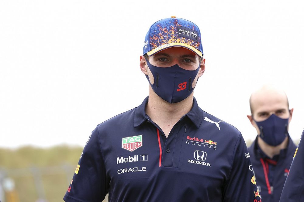 Verstappen: "Sıralama turlarında önde kalmalıyız"