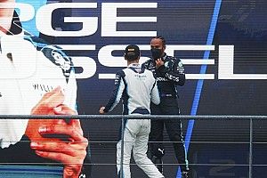 F1 - Verstappen: Russell tornaria as coisas " muito difíceis" para Hamilton na Mercedes