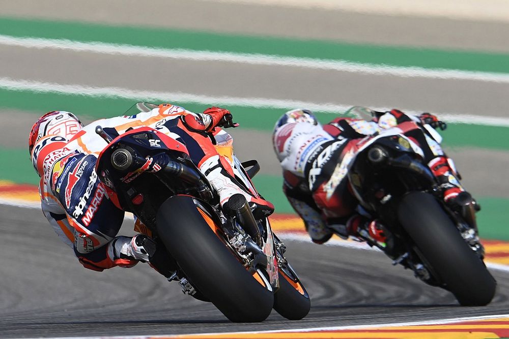 Las mejores fotos del arranque de MotoGP en Motorland Aragón