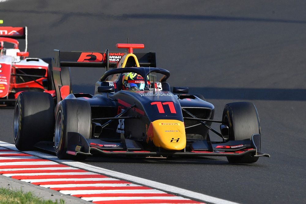 F3ザントフールト:岩佐歩夢がレース1で3位表彰台! 好スタート決めたルクレールが優勝