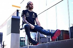 Хэмилтон: В отпуске Red Bull надо бы подумать над своими словами