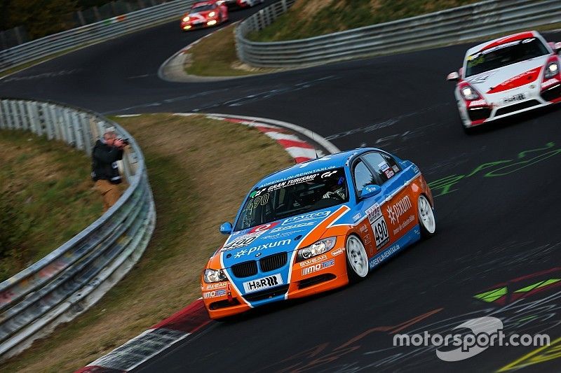 #490 BMW 325i e90: Christopher Rink, Danny Brink, Phillipp Leisen