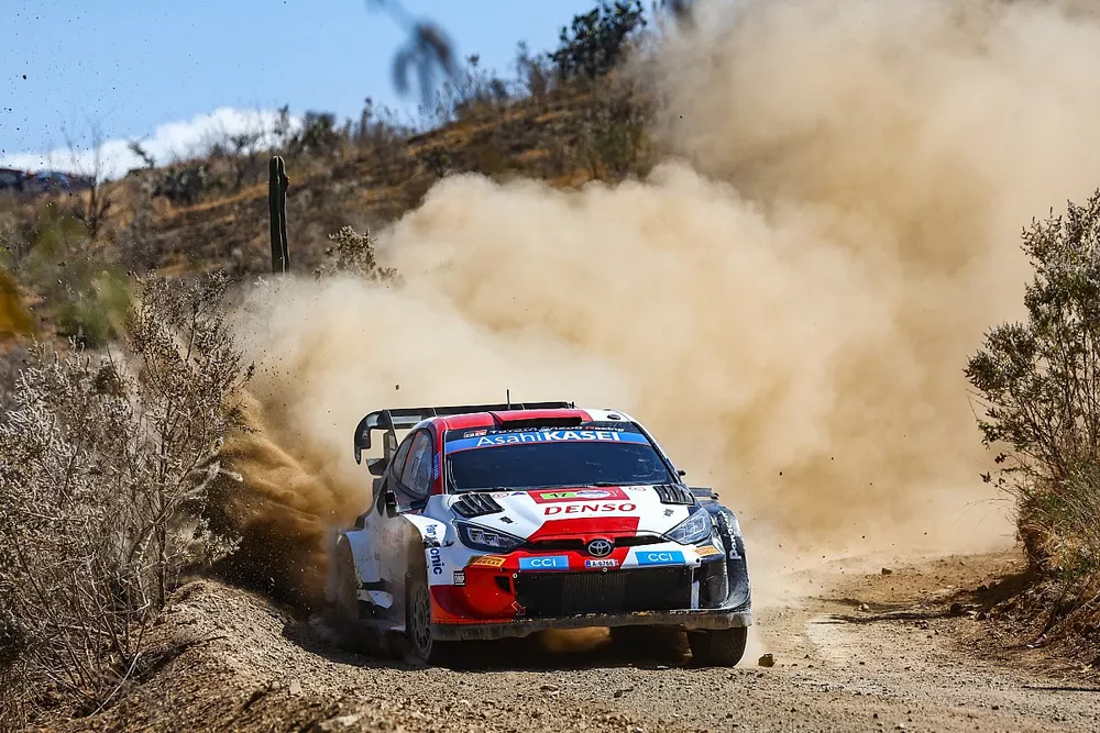 S&eacute;bastien Ogier, Vincent Landais, Toyota Gazoo Racing WRT Toyota GR Yaris Rally1